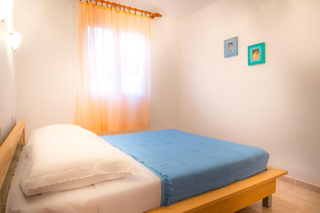 Silver Beach Apartments Vis Room photo